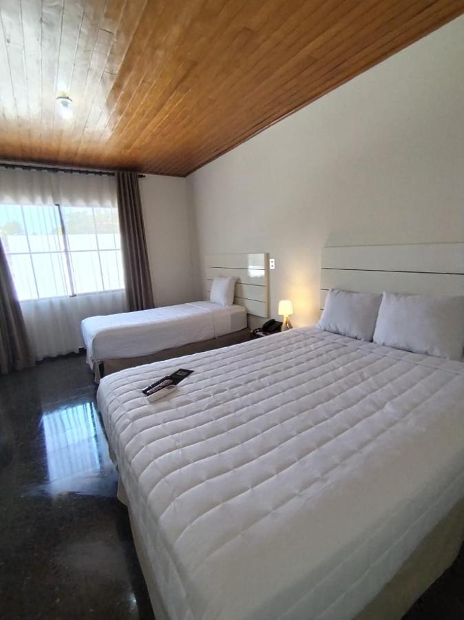 Cardedeu Suites San Salvador Exteriér fotografie